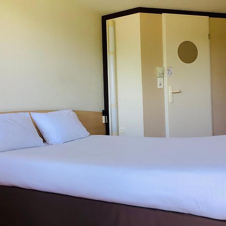 พรีเมียร์ คลาส ชาโตรู เซนต์ โมร์ Hotel Saint-Maur  ภายนอก รูปภาพ