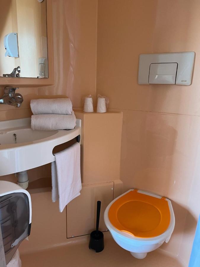 พรีเมียร์ คลาส ชาโตรู เซนต์ โมร์ Hotel Saint-Maur  ภายนอก รูปภาพ