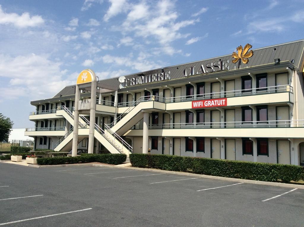 พรีเมียร์ คลาส ชาโตรู เซนต์ โมร์ Hotel Saint-Maur  ภายนอก รูปภาพ
