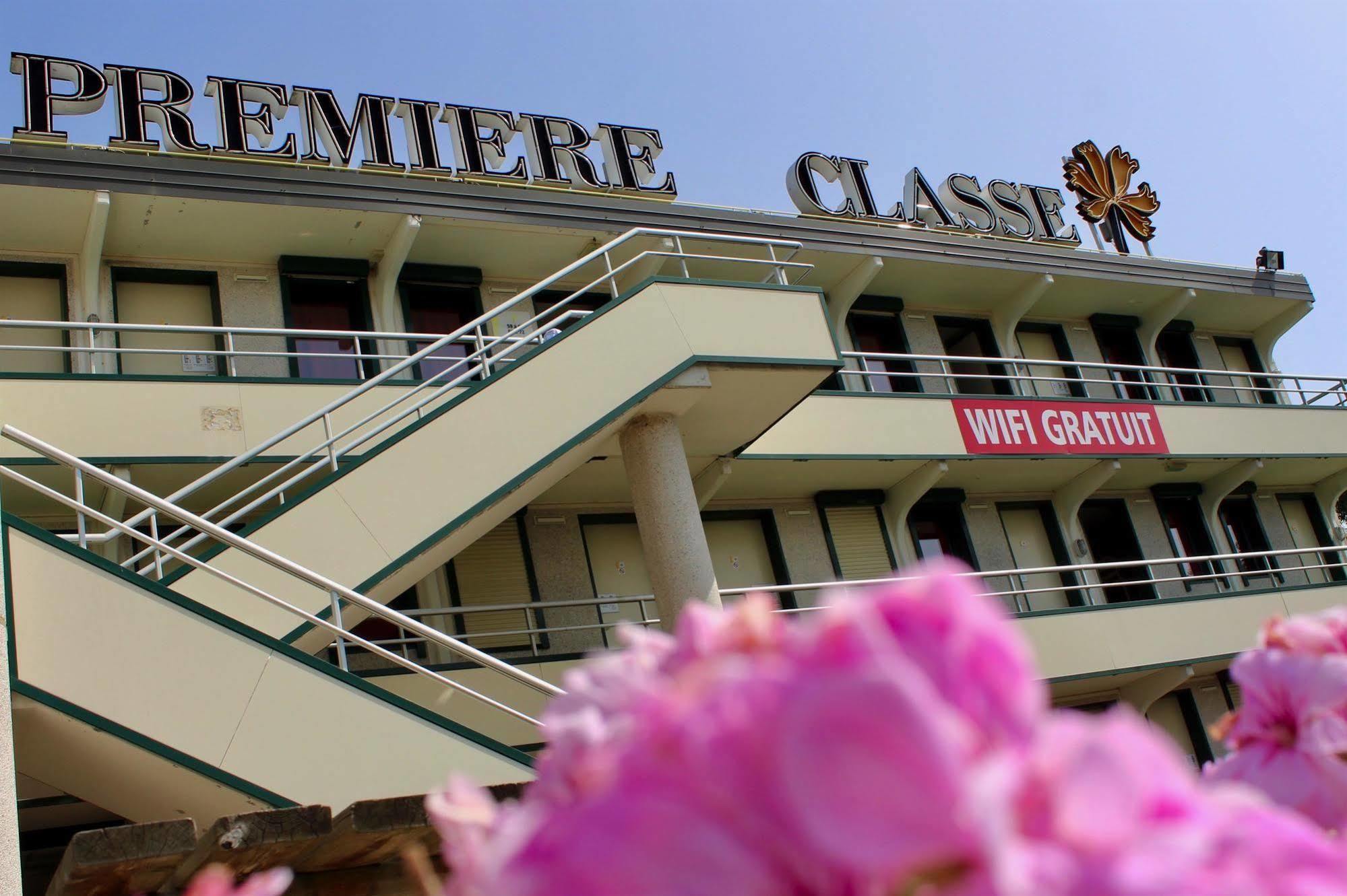 พรีเมียร์ คลาส ชาโตรู เซนต์ โมร์ Hotel Saint-Maur  ภายนอก รูปภาพ